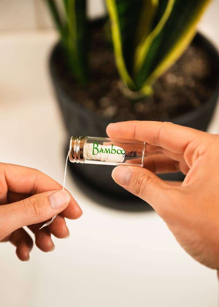 Vegan Bamboo Floss - Charcoal Infused